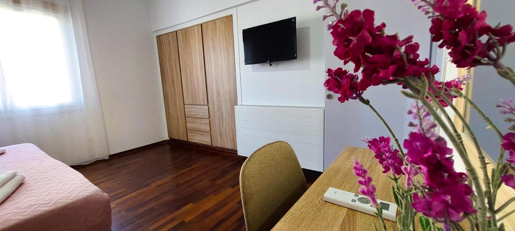 Penelope's House Apartment Mantouki