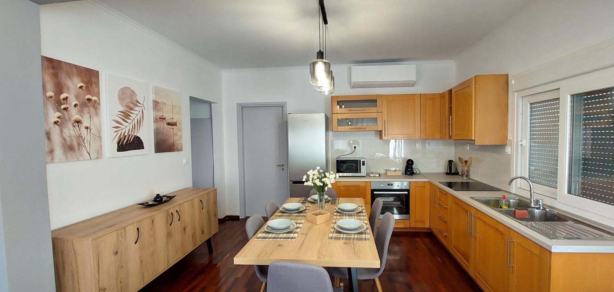 Penelope's House Apartment Mantouki
